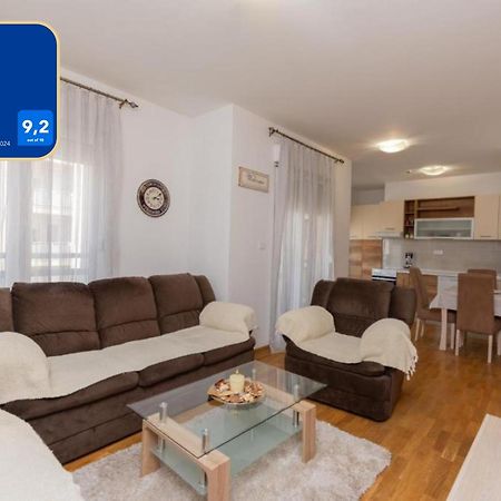 City Compass Apartment 2 Podgorica Exterior photo