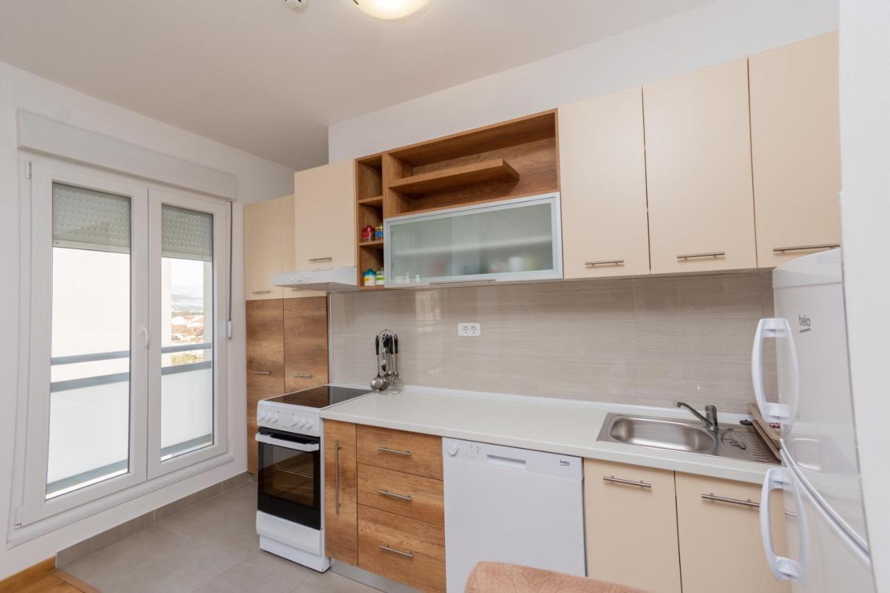 City Compass Apartment 2 Podgorica Exterior photo